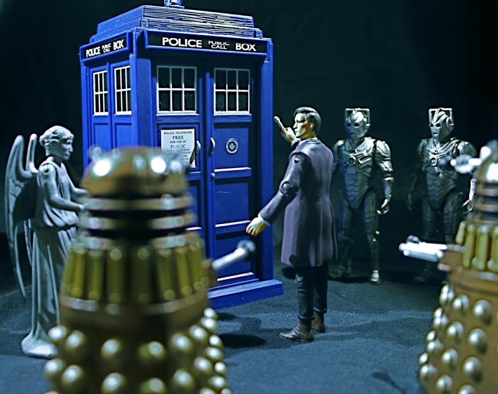 Dr Who Daleks Cybermen Weeping Angels 